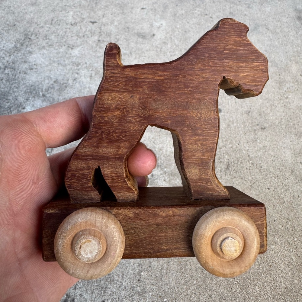 Vintage Hand carved Wooden Scottish Terrier Toddlers Pull Toy